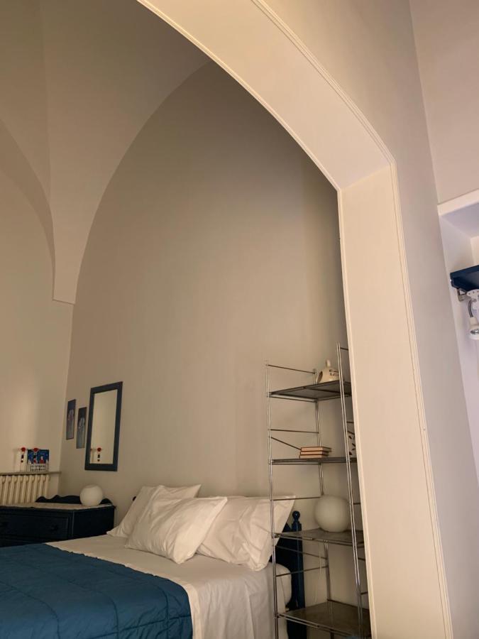 Le Tre Civette Bed & Breakfast Lecce Exterior photo