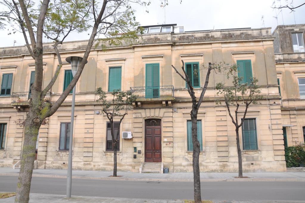 Le Tre Civette Bed & Breakfast Lecce Exterior photo